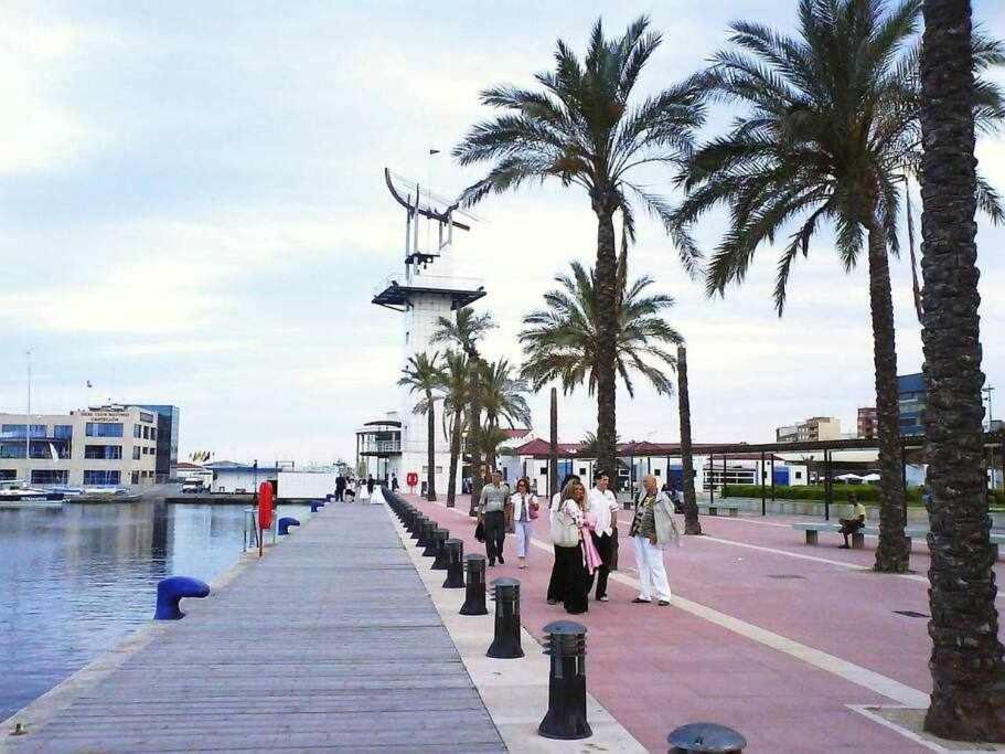 Апартаменты Frente A Puerto Azahar Y Playa De Castellon Эл Грао Экстерьер фото