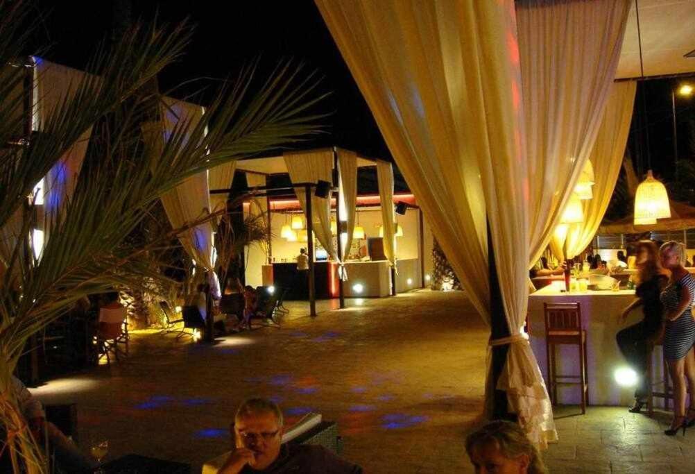 Апартаменты Frente A Puerto Azahar Y Playa De Castellon Эл Грао Экстерьер фото